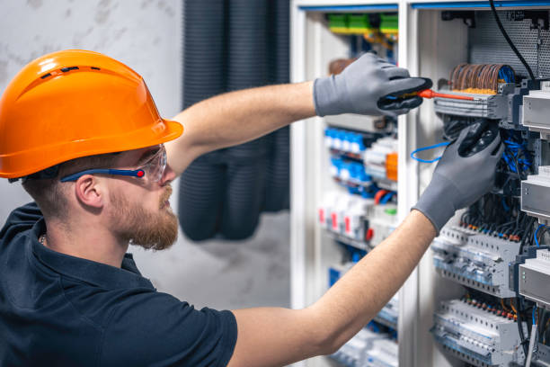 Best Electrical Contractors for Businesses  in Shelbyville, IN